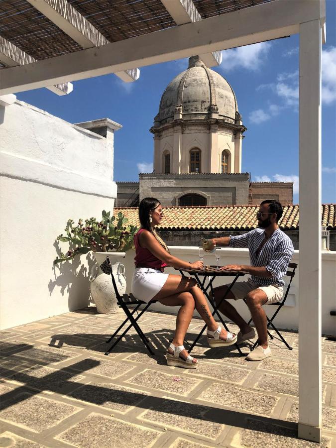 Nenetta Rooms & Suites Monopoli Extérieur photo